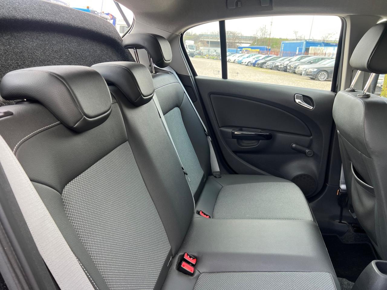 Opel Corsa 1.2 5 porte Enjoy