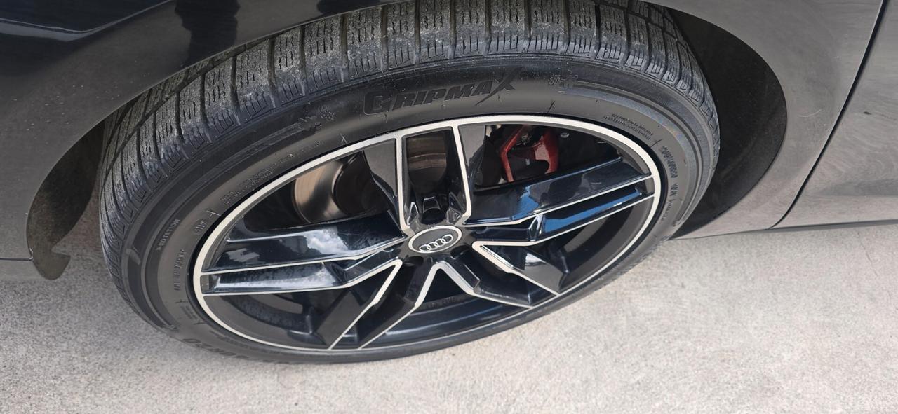 Audi A8 3.0 TDI 250 CV quattro tiptronic