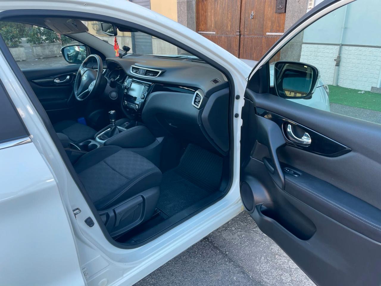 Nissan Qashqai 1.5 dCi Tekna 2015 TENUTA DA AMATORE FRIZIONE E DISTRIBUZIONE FATTA