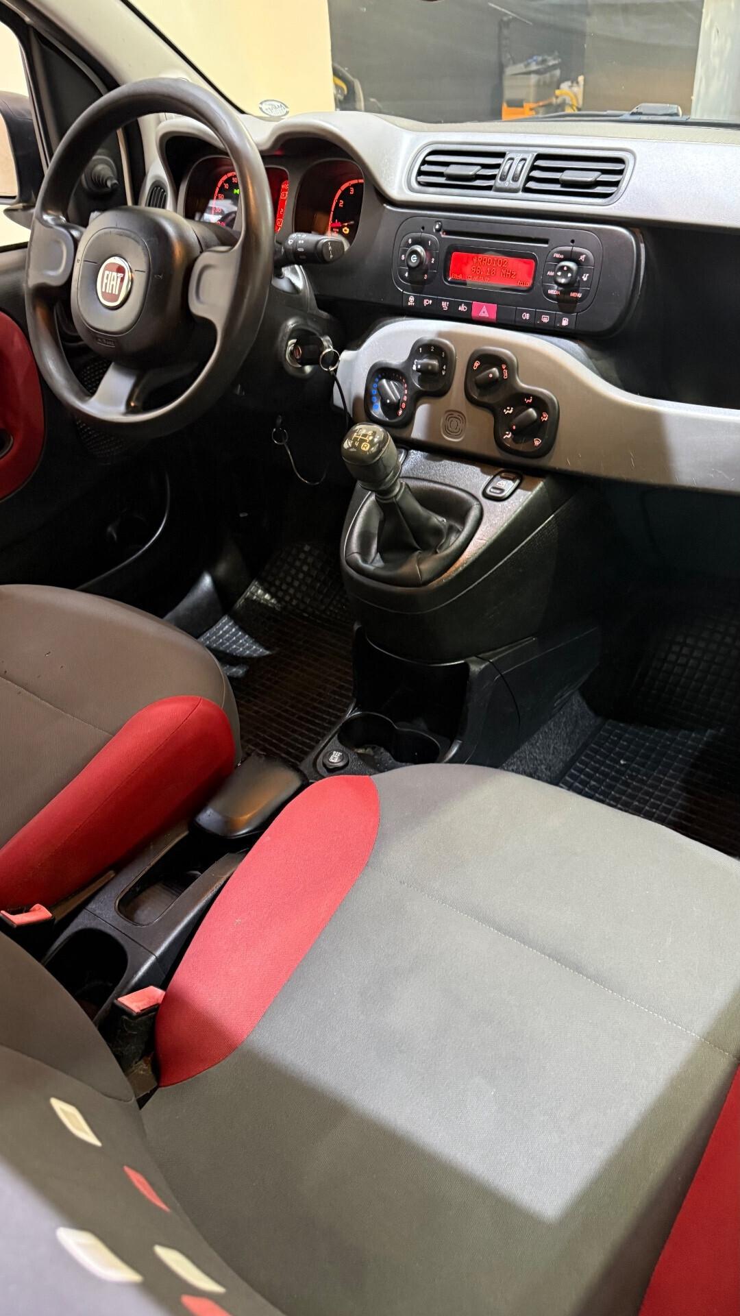 Fiat Panda 0.9 TwinAir Turbo Natural Power Lounge