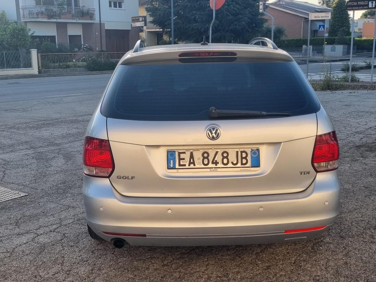 Volkswagen Golf 1.6 TDI DPF 5p. Highline