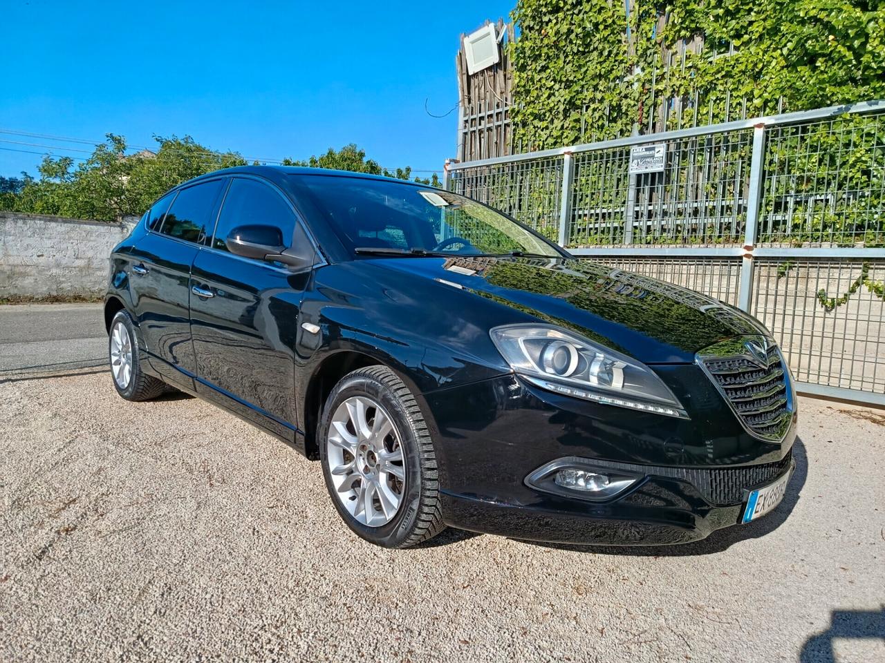 Lancia Delta 1.6 MJT DPF Gold