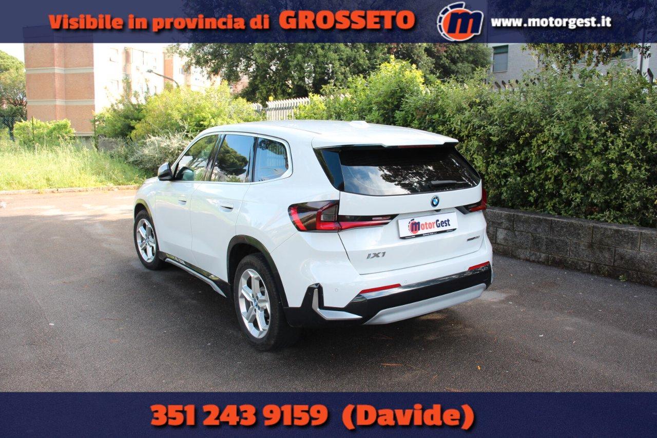 BMW iX1 edrive 20 X-Line