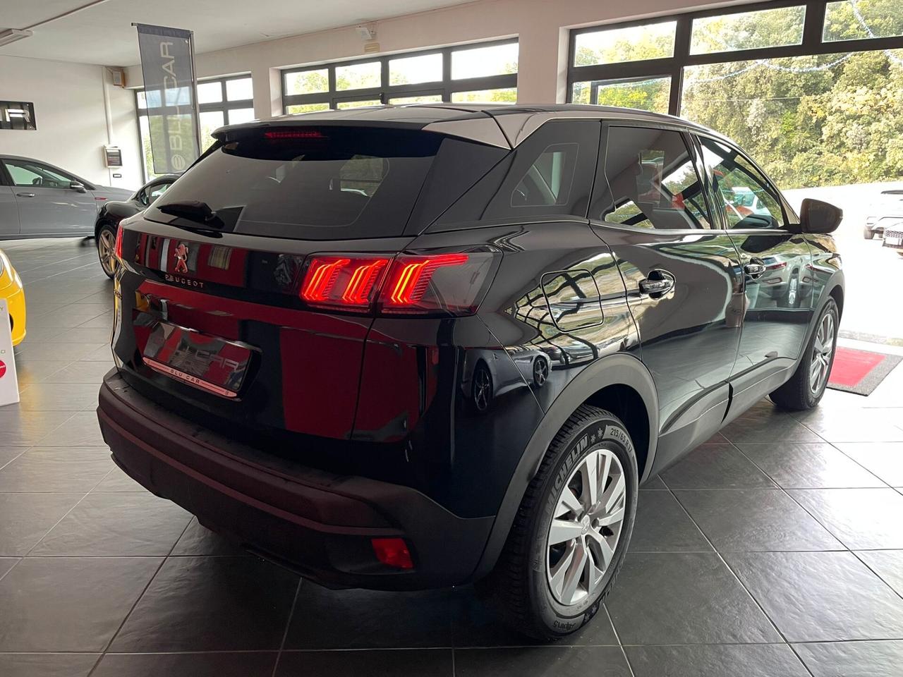 PEUGEOT 3008 1.5HDI ACTIVE 130cv *NAVI-LED-CARPLAY*