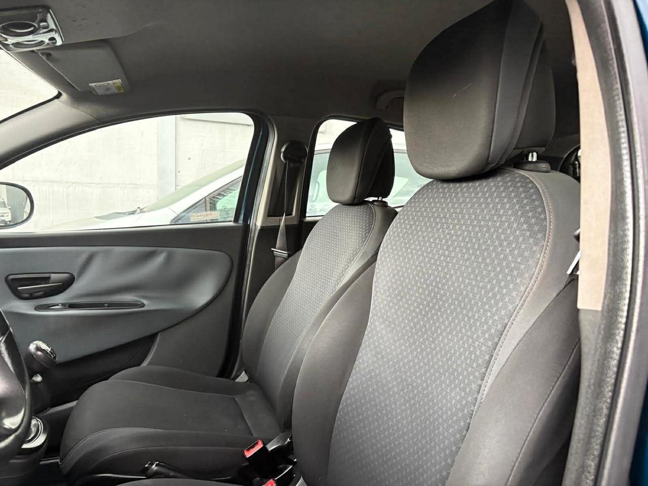 Lancia Ypsilon 1.2 69 CV 5 porte GPL Ecochic Gold