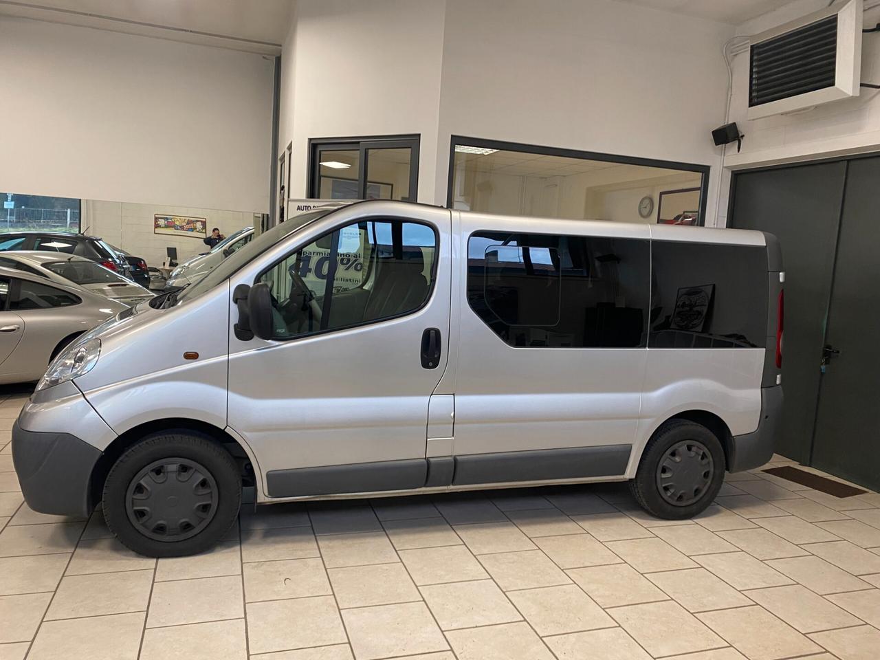 Opel Vivaro 29 2.5 CDTI PC-TN Combi 9 posti Easytronic Fap LEGGI BENE