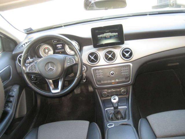 MERCEDES-BENZ GLA 200 D EXECUTIVE