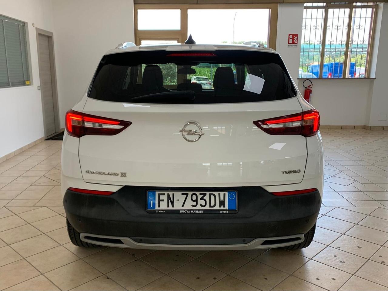 Opel Grandland X 1.2 130 CV Business