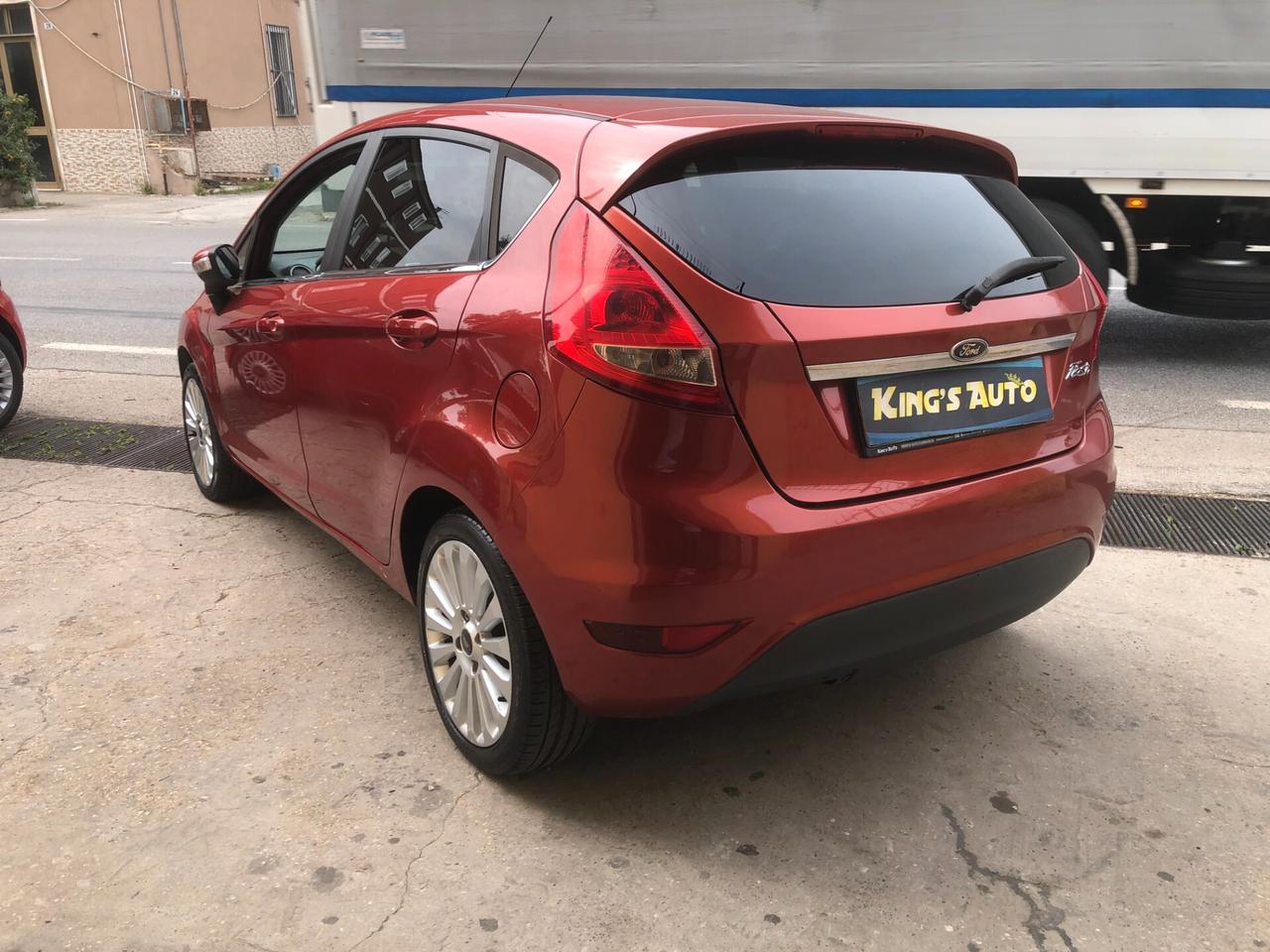 Ford Fiesta 1.4 5 porte Bz.- GPL Titanium