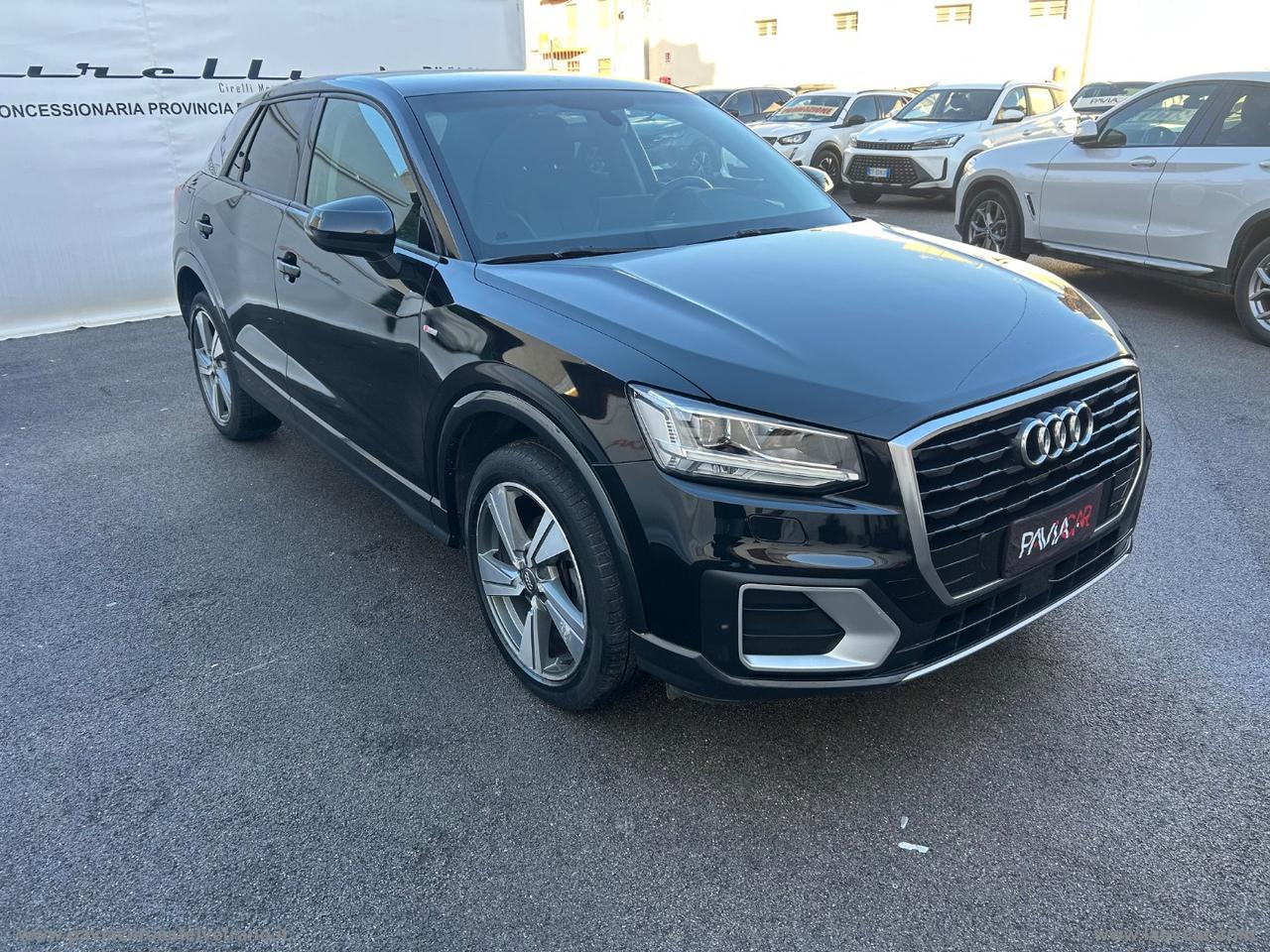 AUDI Q2 30 TDI S tronic Identity Black