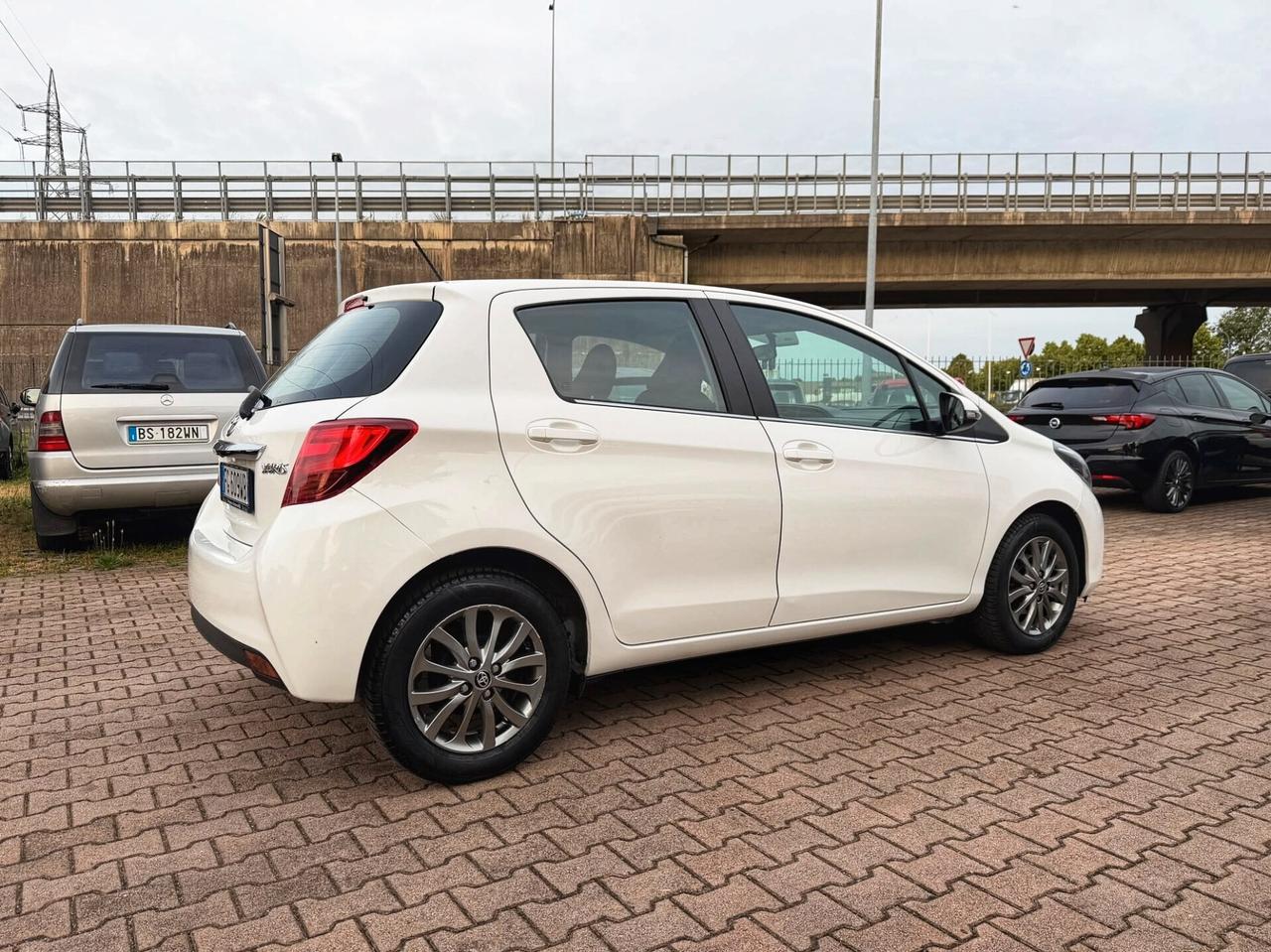 Toyota Yaris 1.0 5 porte Lounge OK NEOPATENTATI
