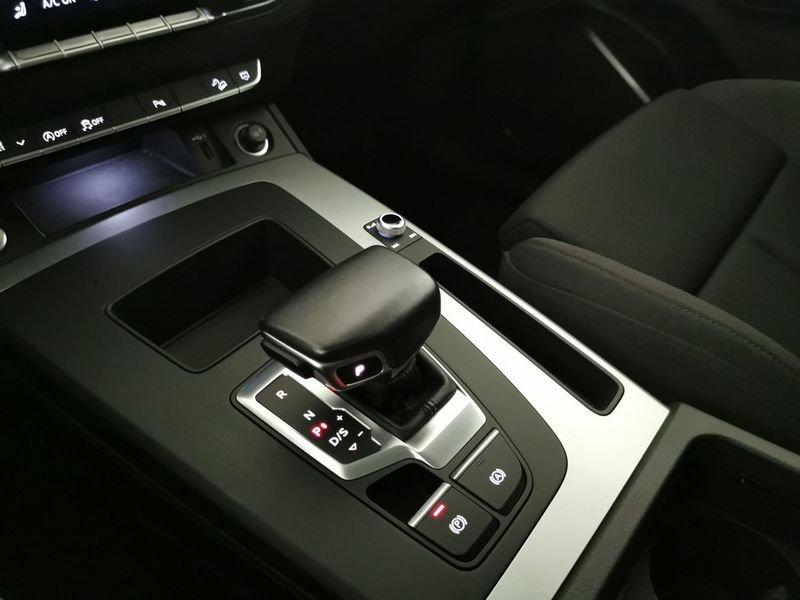 Audi Q5 Sportback 40 2.0 tdi mhev 12V S line quattro s-tronic