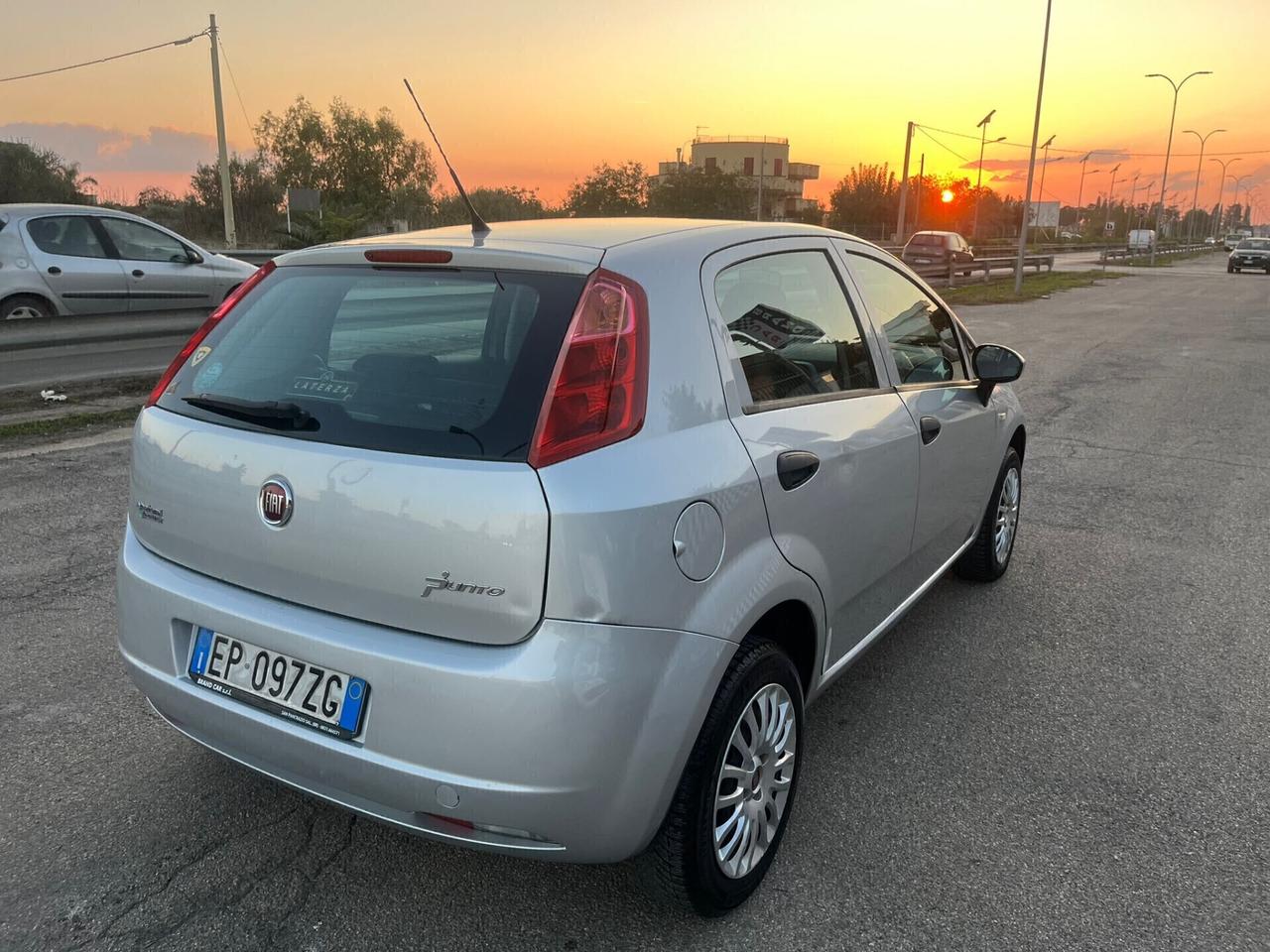 Fiat Grande Punto 1.4 Natural Power Unipro 2013