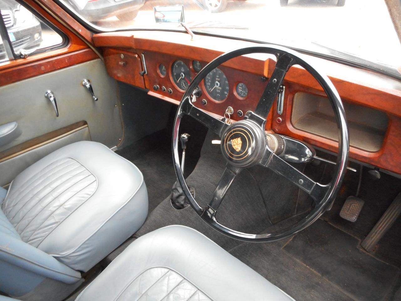 Jaguar MK II