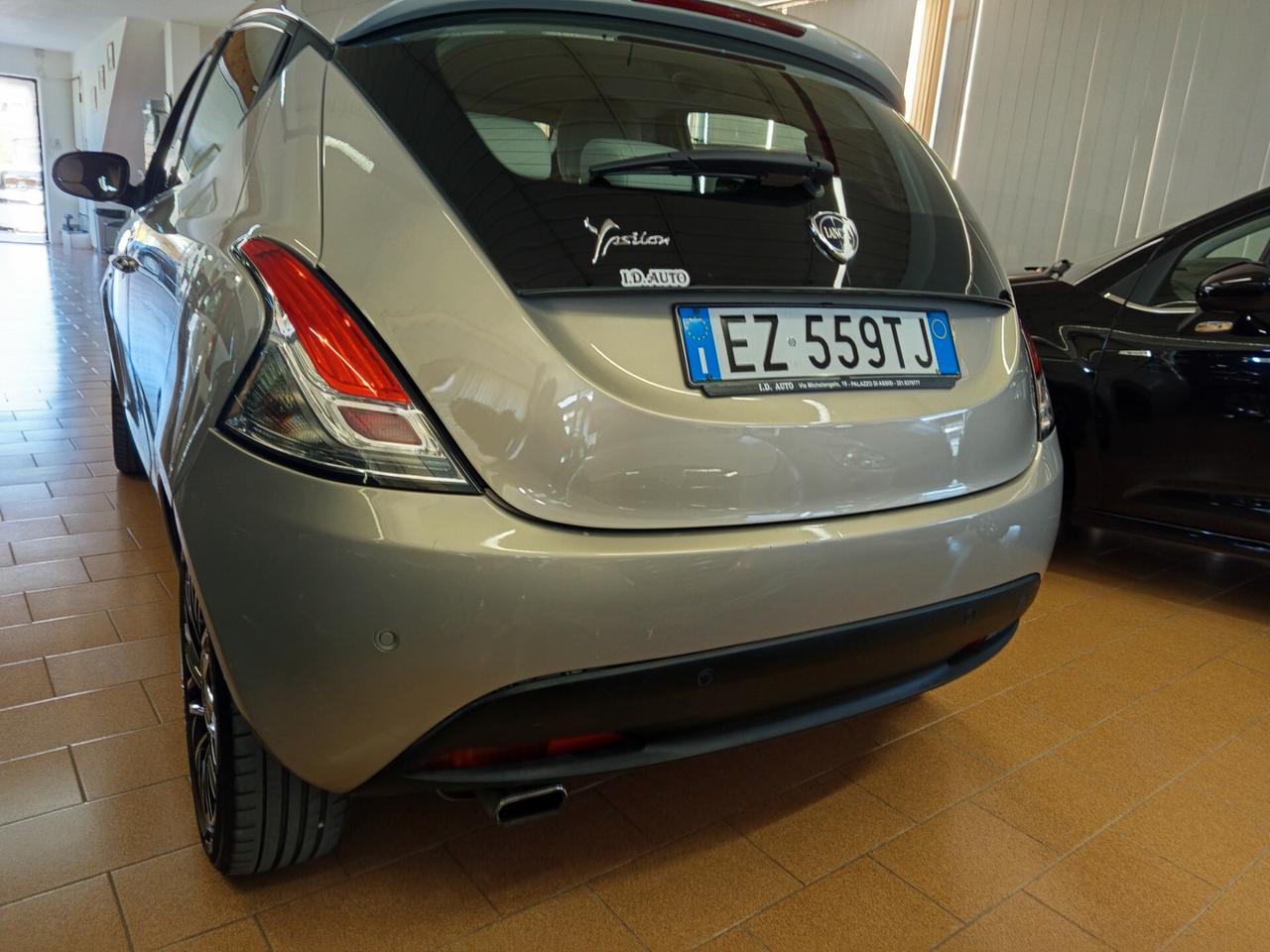 Lancia Ypsilon 1.3 Mjt diesel, 165 Mila chilometri ok neopatentati