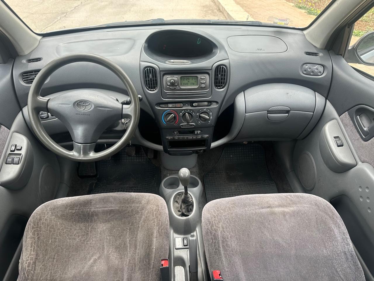 Toyota YARIS VERSO 1.4 DIESEL