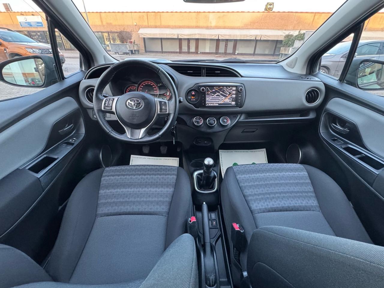 Toyota Yaris 1.0 5 porte Lounge