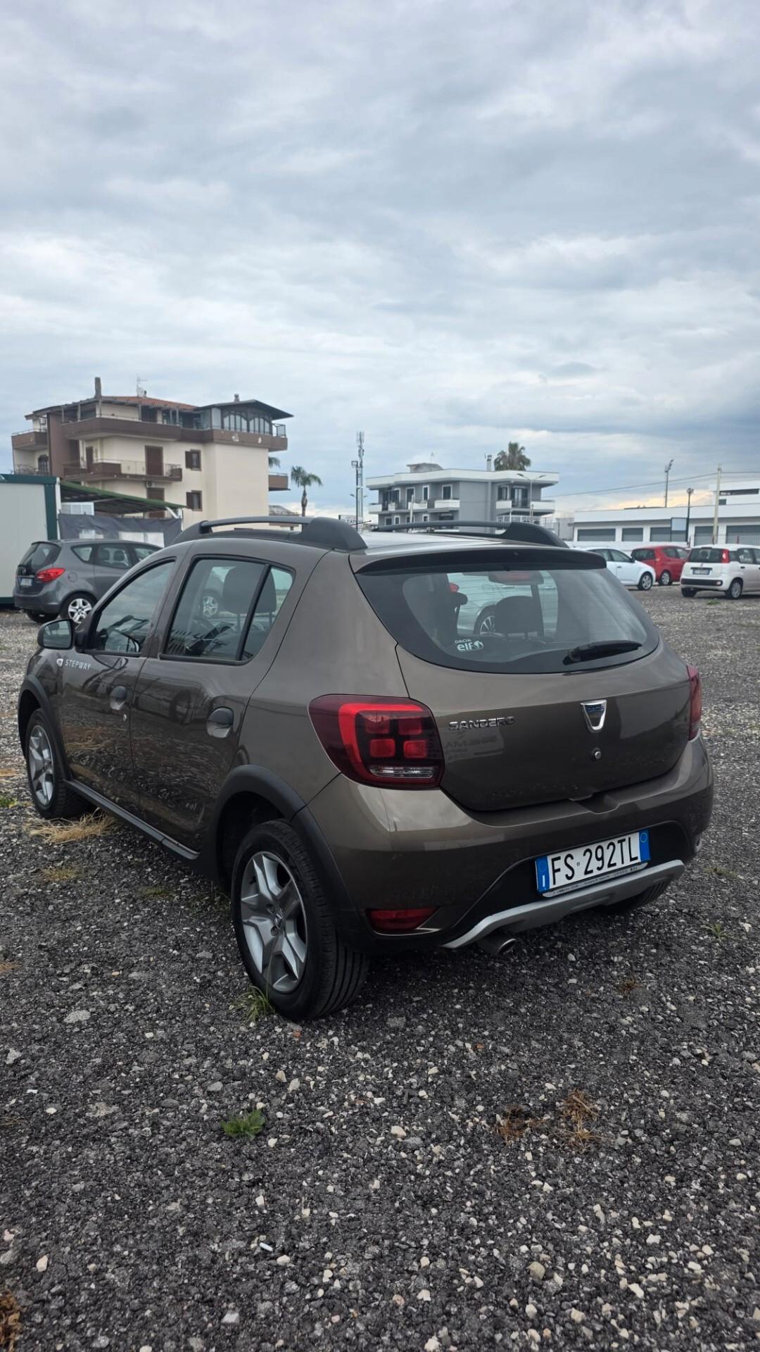 Dacia Sandero Stepway 1.5 Blue dCi 95 CV Comfort