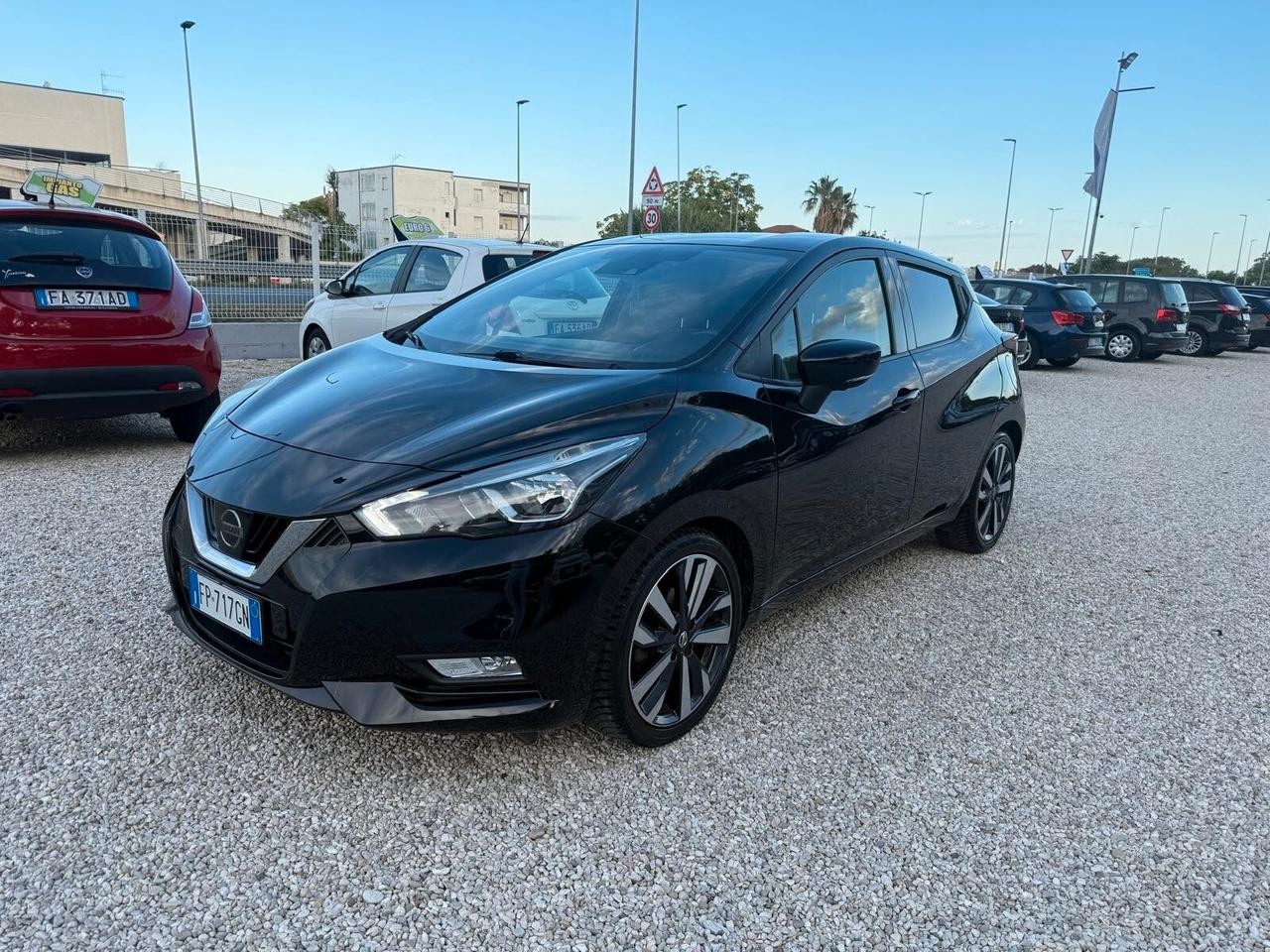 Nissan Micra 0.9 IG-T 12V 5 porte Tekna