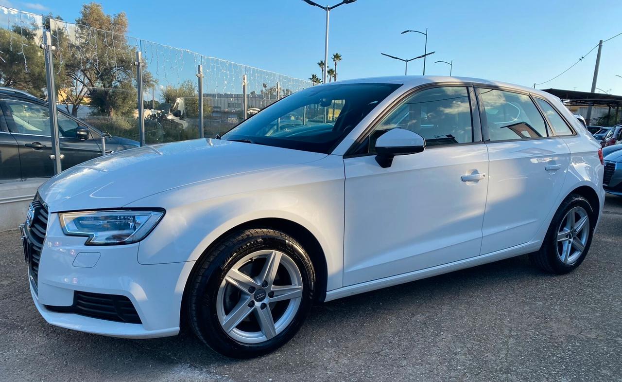 Audi A3 SPB 30 TDI Business