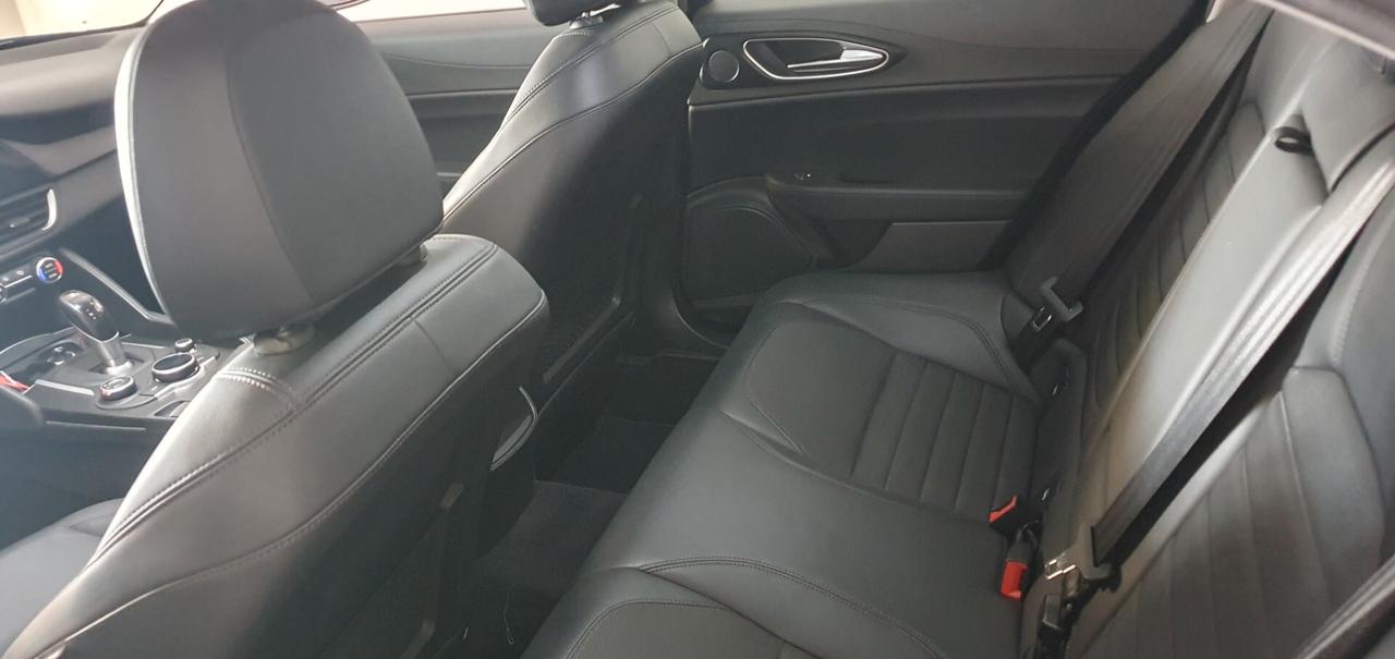 Alfa Romeo Giulia 2.2 Turbodiesel 180 CV AT8 Super