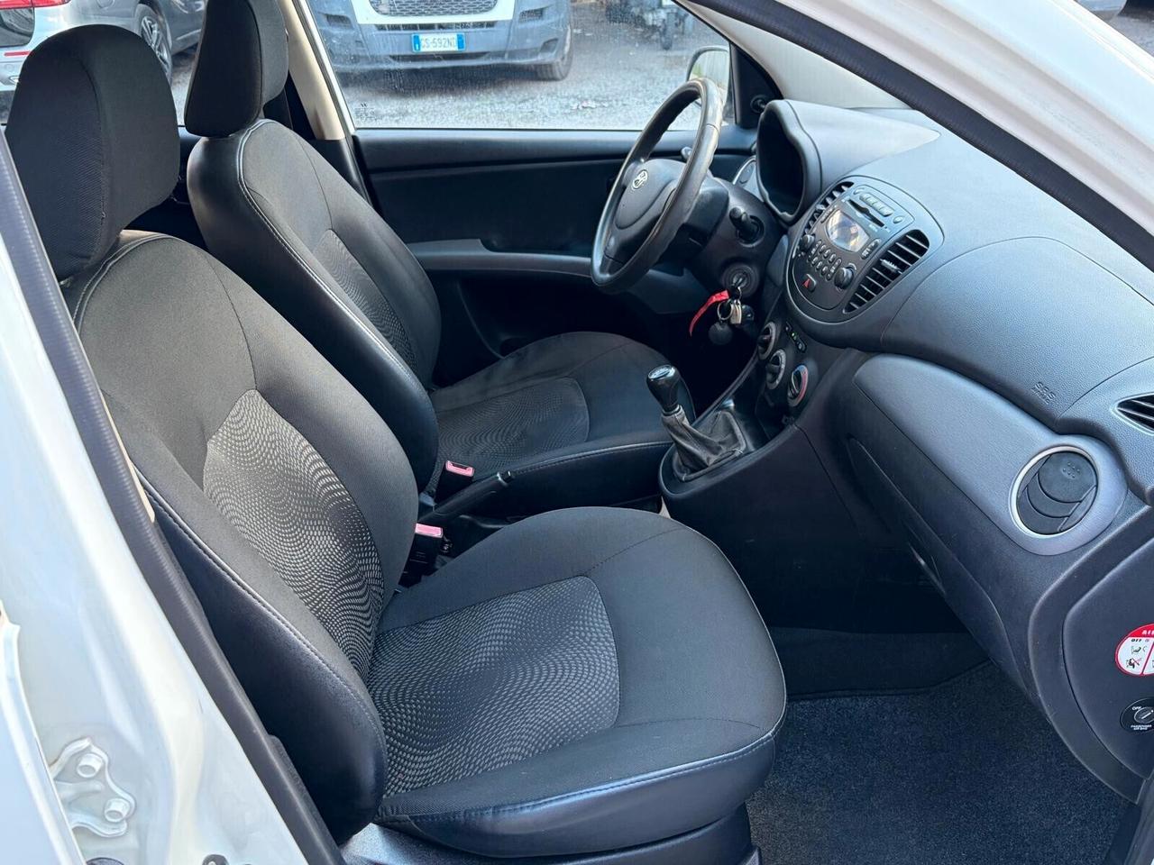 Hyundai i10 1.0 67Cv EURO5 12 MESI DI GARANZIA.