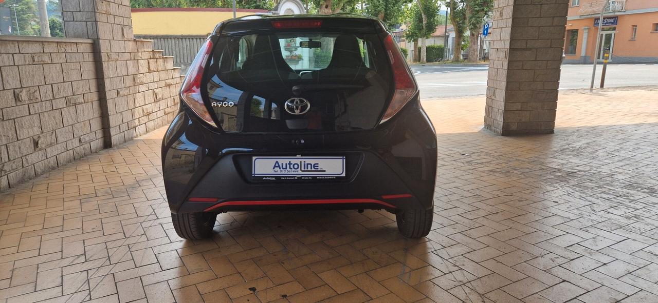 Toyota Aygo 1.0 VVT-i 69 CV 5 porte 21.950 km.