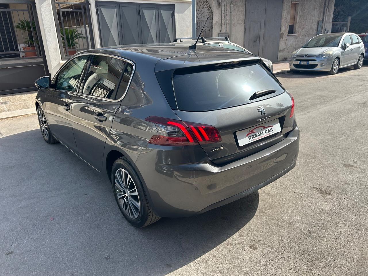 Peugeot 308 BlueHDi 130 S&S Allure