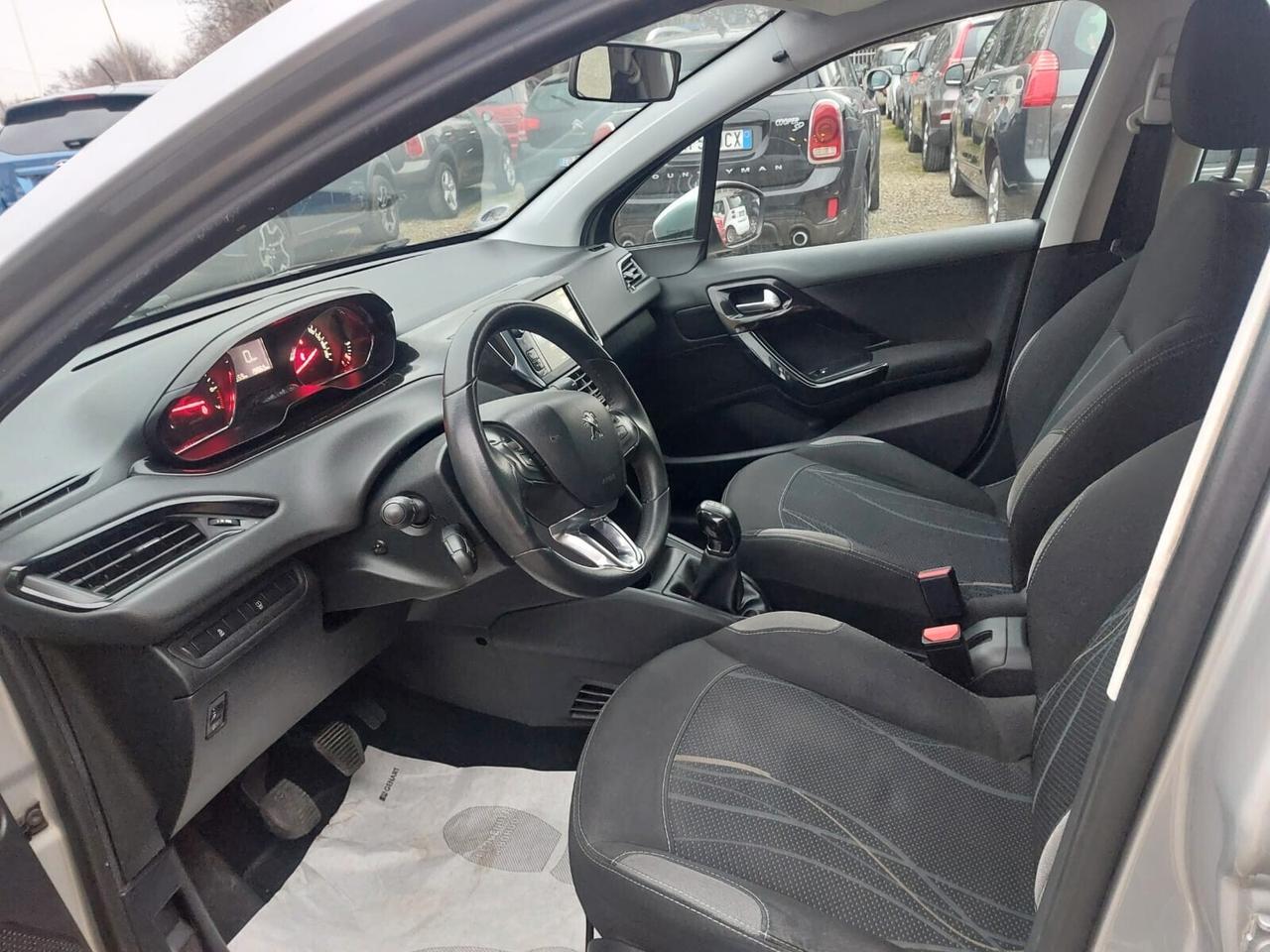 Peugeot 208 PureTech 82 5 P STUPENDA OK NEOPATENTATI