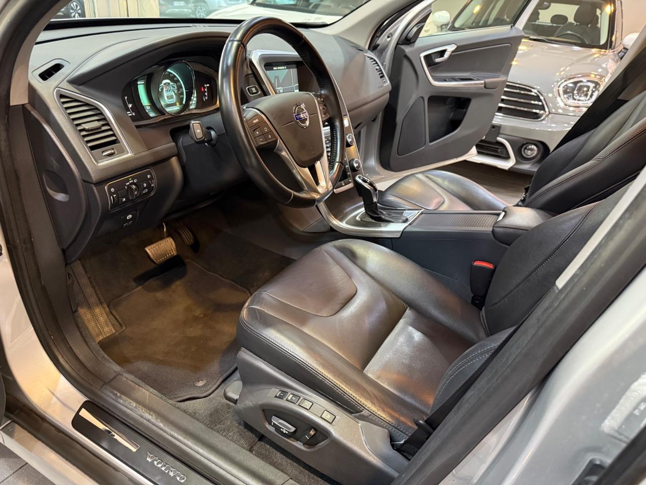 Volvo XC 60 2.0 d4 Momentum 181cv geartronic