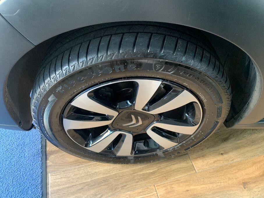 Citroen C3 PureTech 83 S&S Shine - UNIPROPRIETARIO
