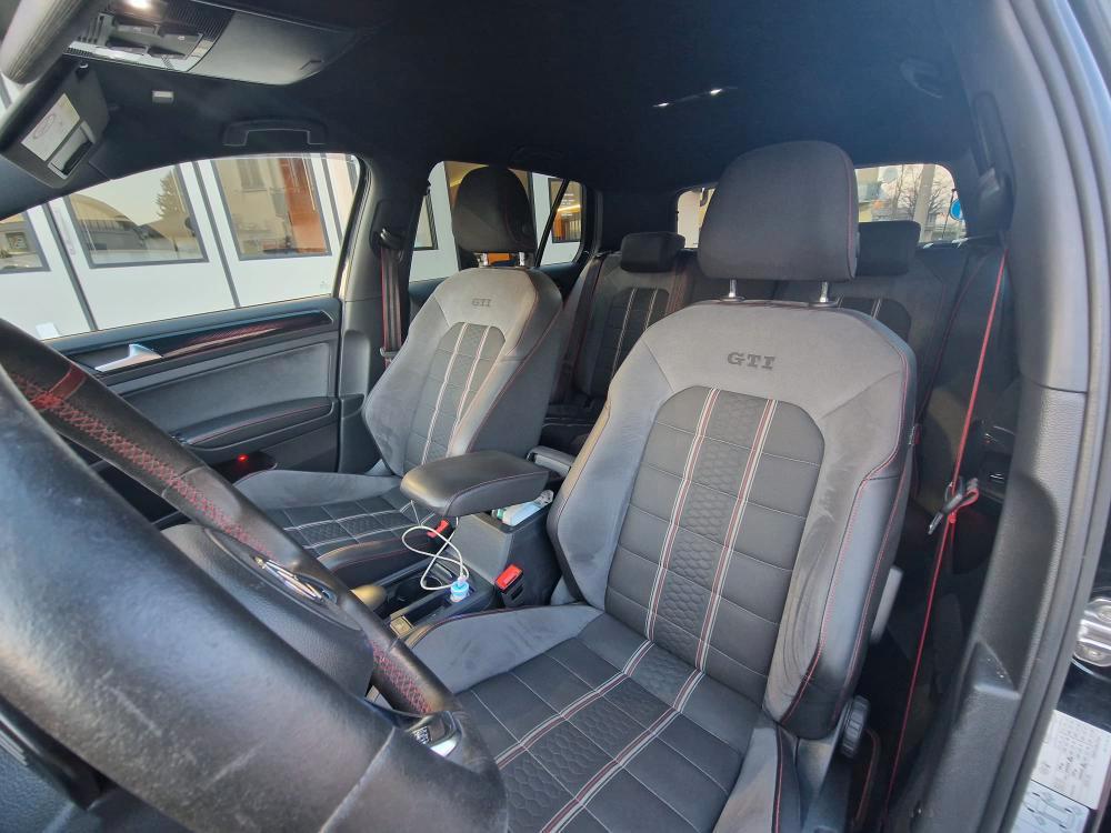VOLKSWAGEN GOLF 7 GTI CLUB SPORT