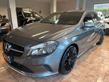 Mercedes-Benz A 160 Premium auto *PER NEOPATENTATI*