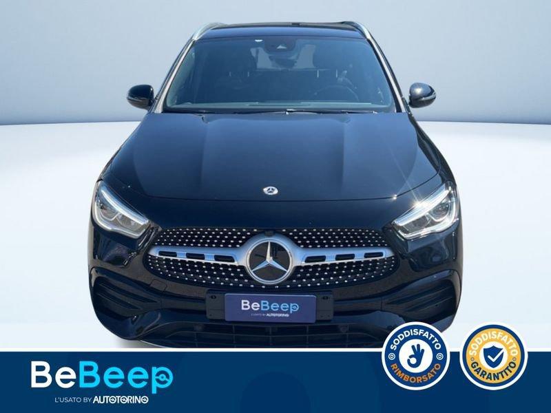 Mercedes-Benz GLA 180 PREMIUM AUTO