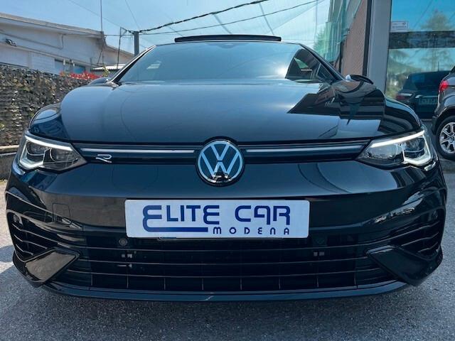 Volkswagen Golf VIII 2.0 tsi R 4motion 333cv dsg "AKRAPROVIC / TETTO APRIBILE / IQ LIGHT / ...