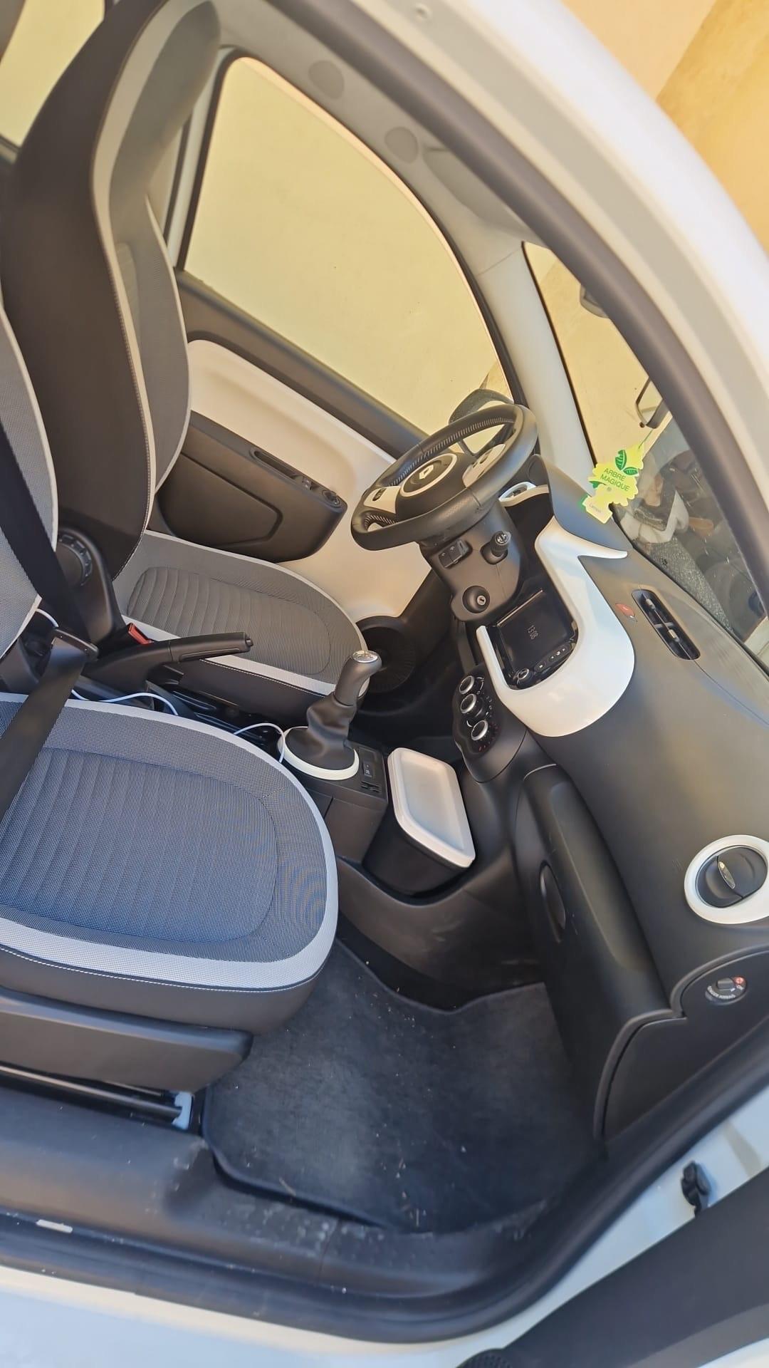 Renault Twingo SCe Lovely