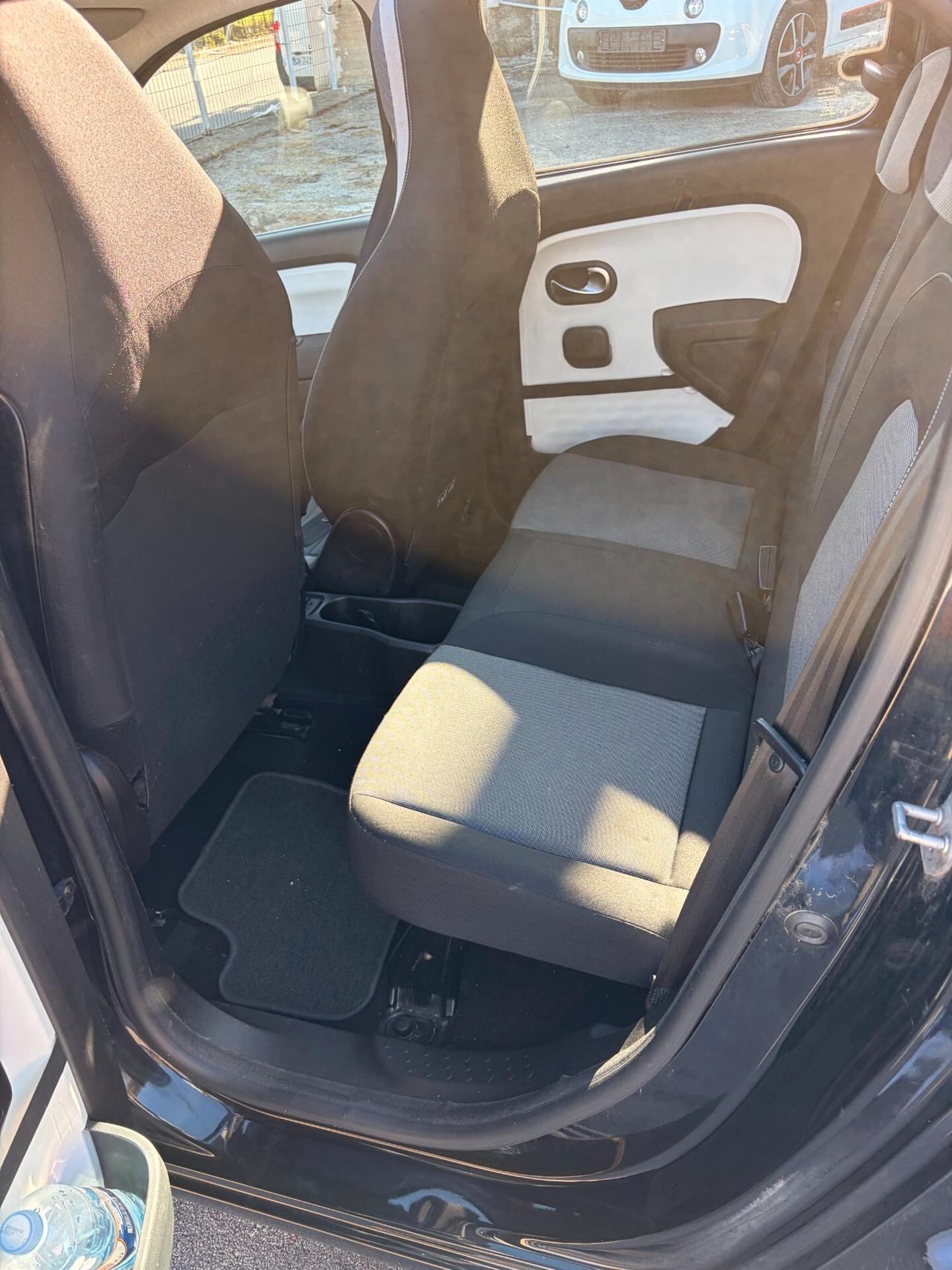 Renault Twingo 1.0 benzina 90 cavalli sport cabrio anno 2015 per info 3279411053