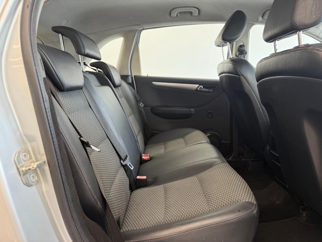 Mercedes-benz B 200 B 180 CDI Sport Automatica