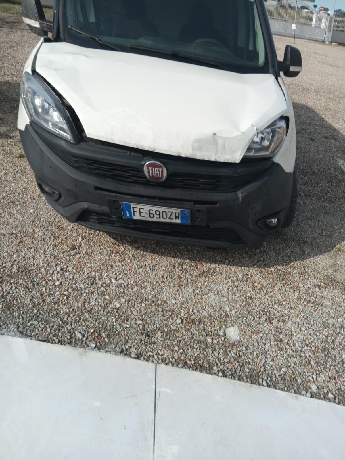 Doblò 1.6 MJT 105CV MAX PERFETT MARCIANTE SOLO DANNI CARROZZERIA