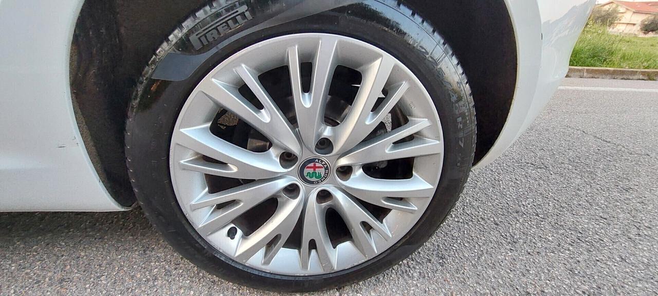 GIULIETTA SUPER 1,6 DIESEL 120 CV AUTOMATICA U-CONNECT STRAFULL OPTIONAL IMPECCABILE