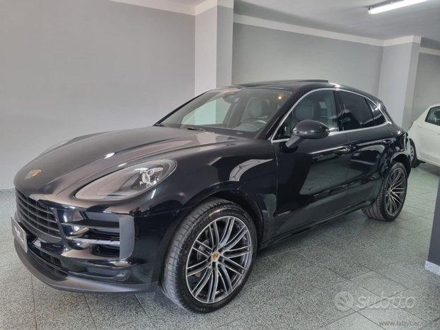 PORSCHE Macan 2.0