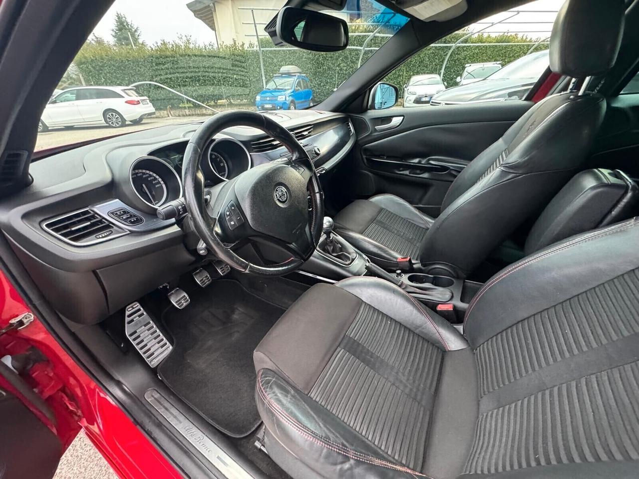 Alfa Romeo Giulietta 1750 TBi Quadrifoglio Verde
