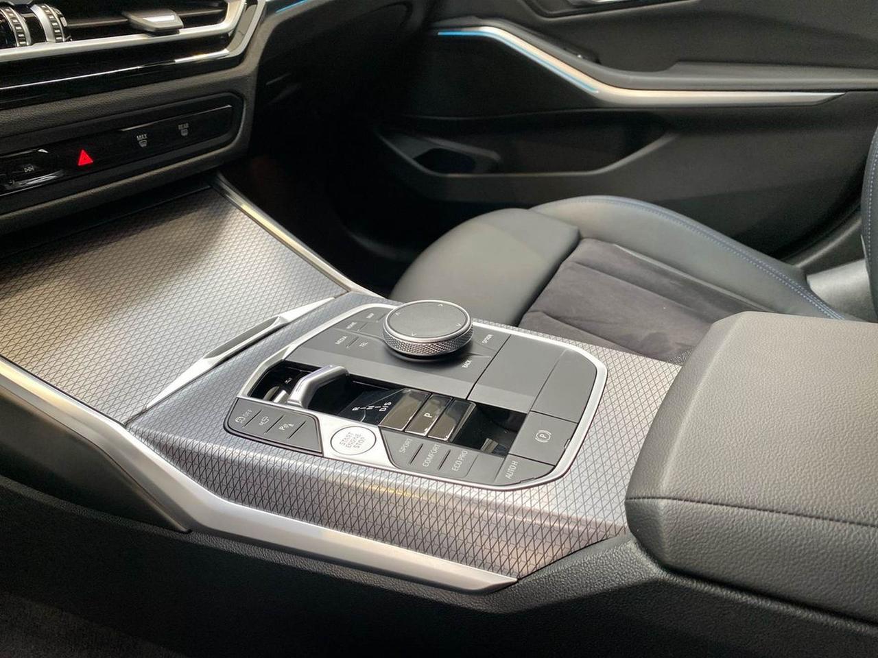 BMW Serie 3 G21 2022 Touring - 320d Touring mhev 48V xdrive MSport auto