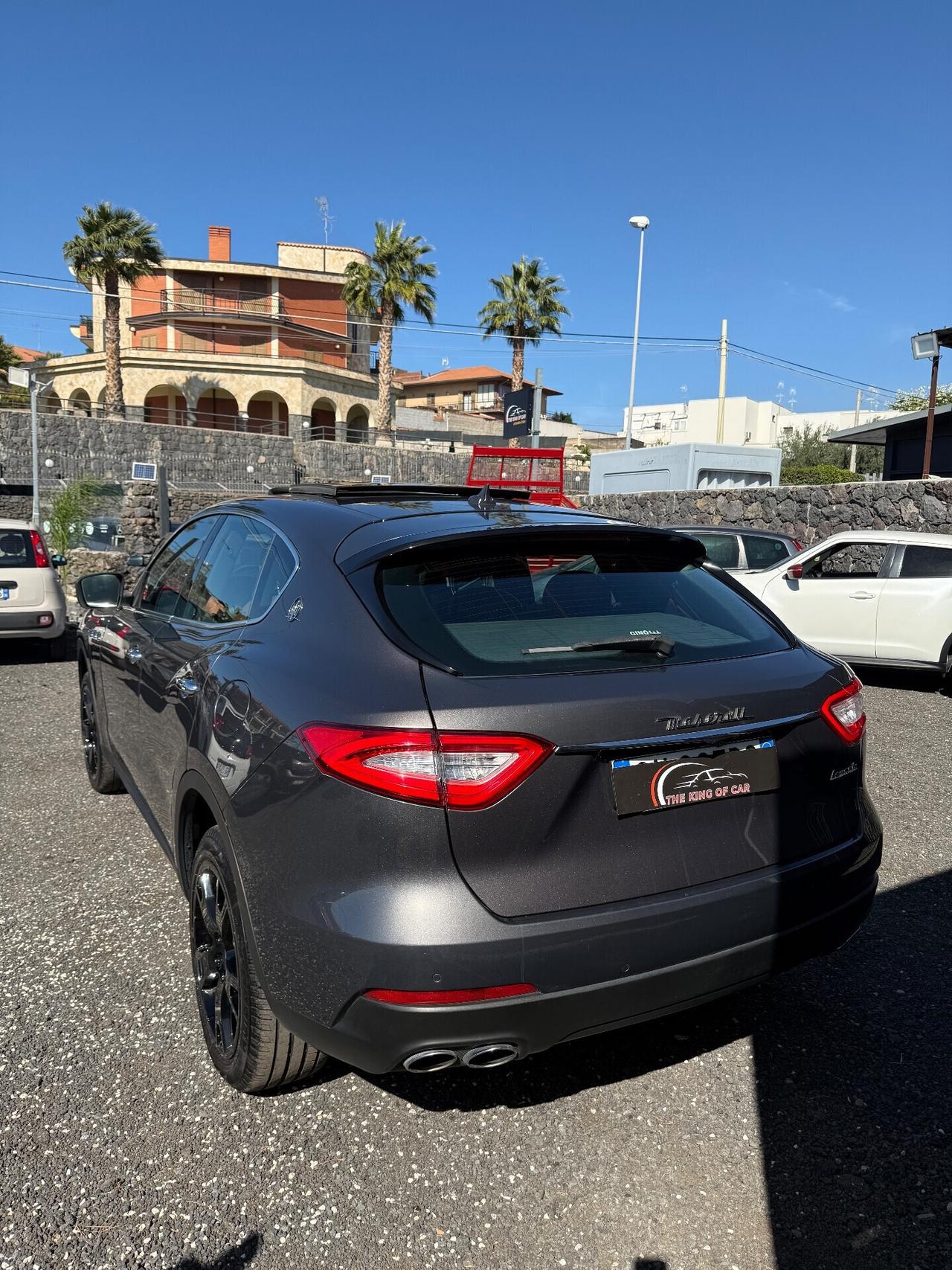 Maserati Levante V6 Diesel AWD tetto apribile