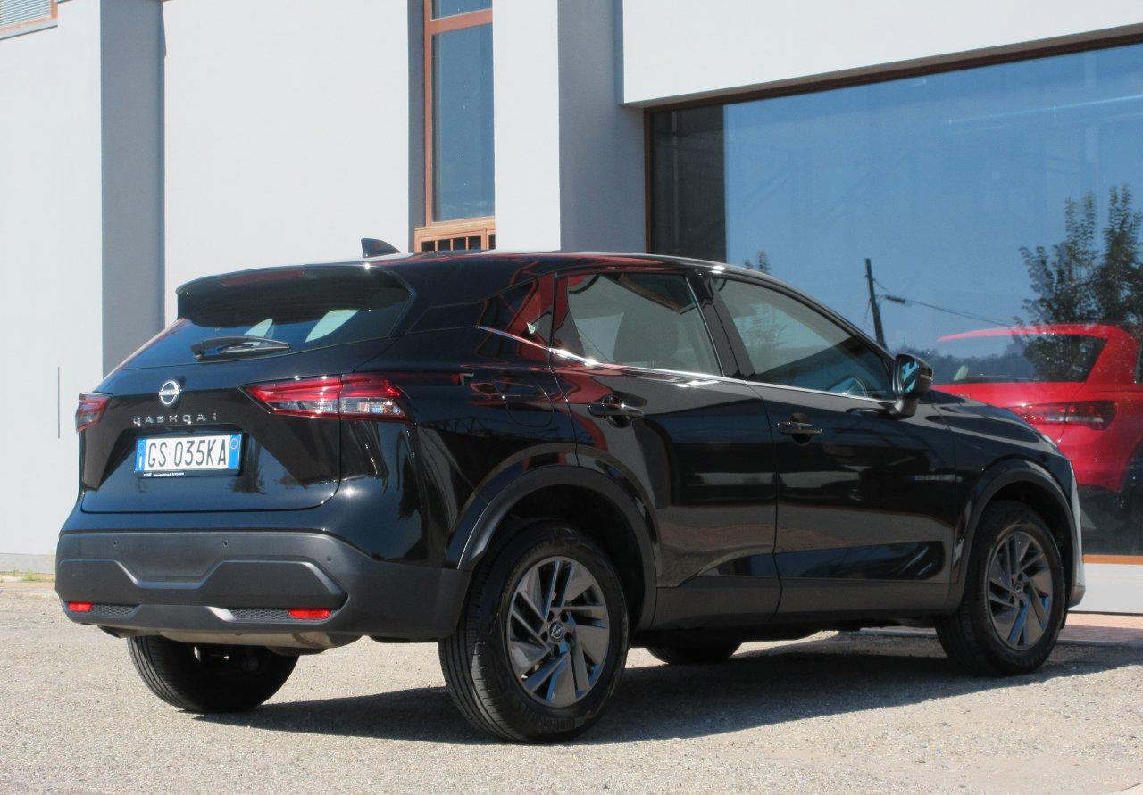 Nissan Qashqai 1.3 mhev Business 2wd 158cv xtronic