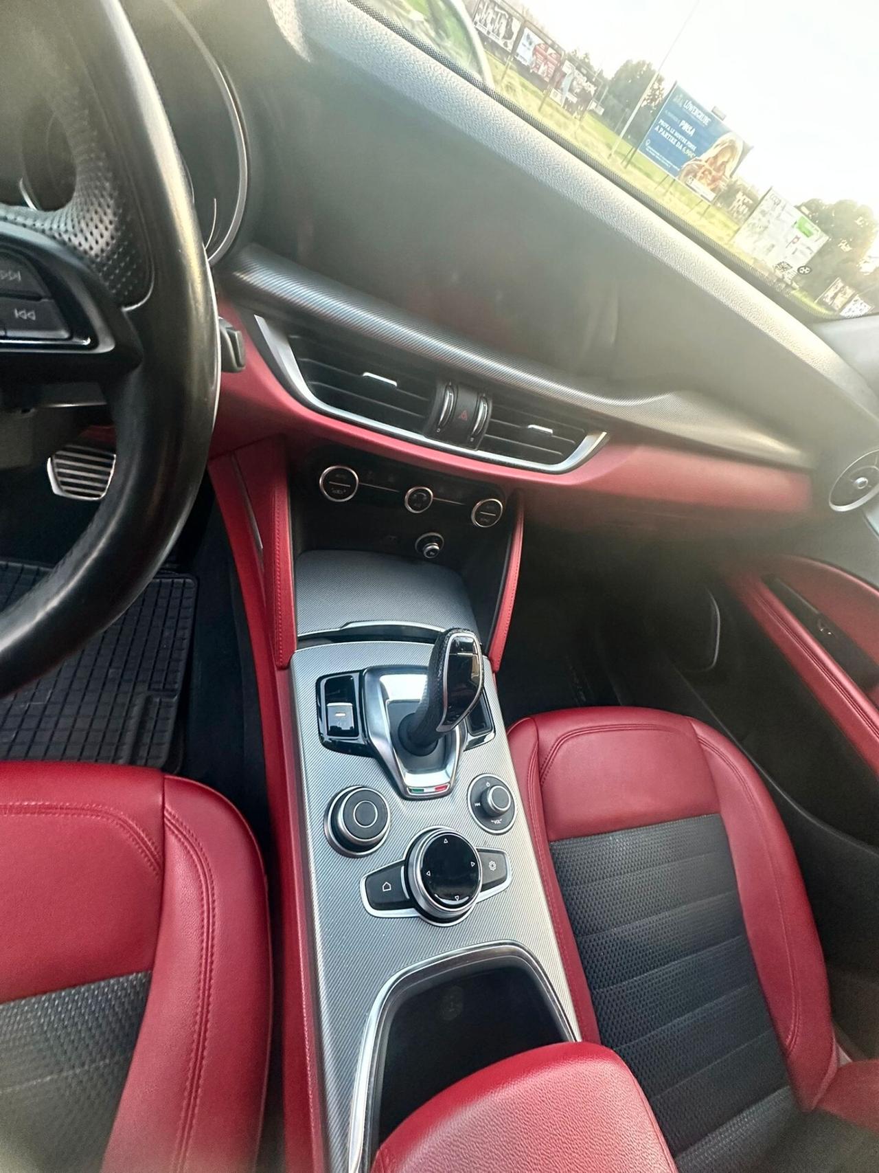 Alfa Romeo Stelvio 2.2 Turbodiesel 190 CV AT8 Q4 Executive