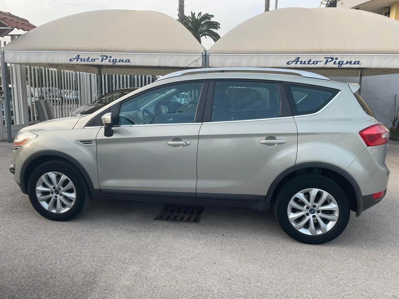 Ford Kuga 2.0 TDCi 136 CV 4WD Titanium DPF Gancio traino