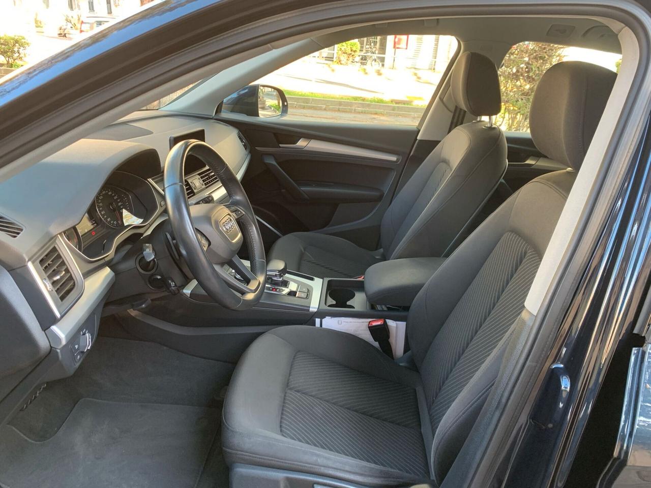 Audi Q5 35 TDI S tronic Business