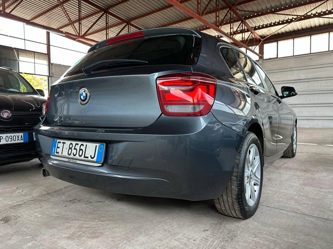 Bmw 114 114d 5p. Unique