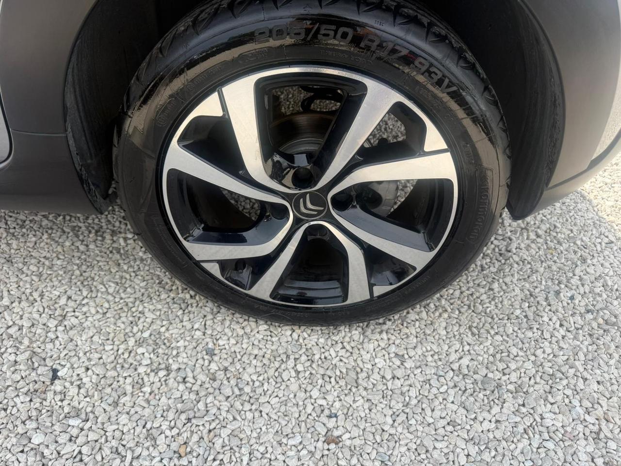 Citroen C3 PureTech 110 S&S EAT6 Shine